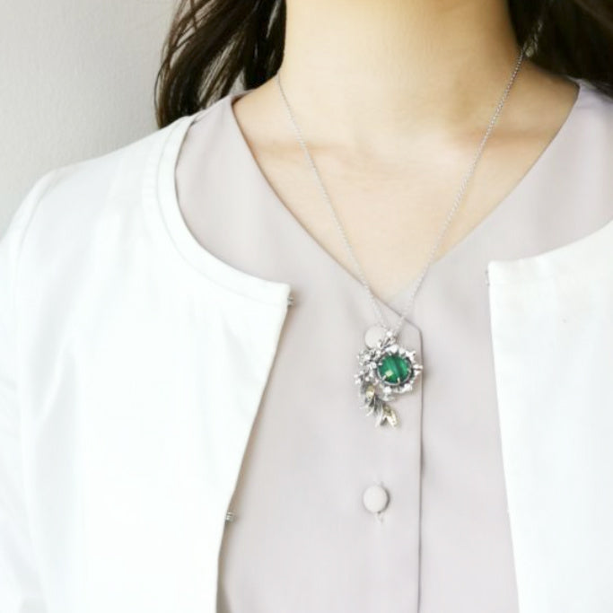 SV William Morris 绿色万寿菊胸针