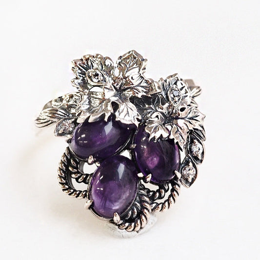 SV William Morris 葡萄戒指