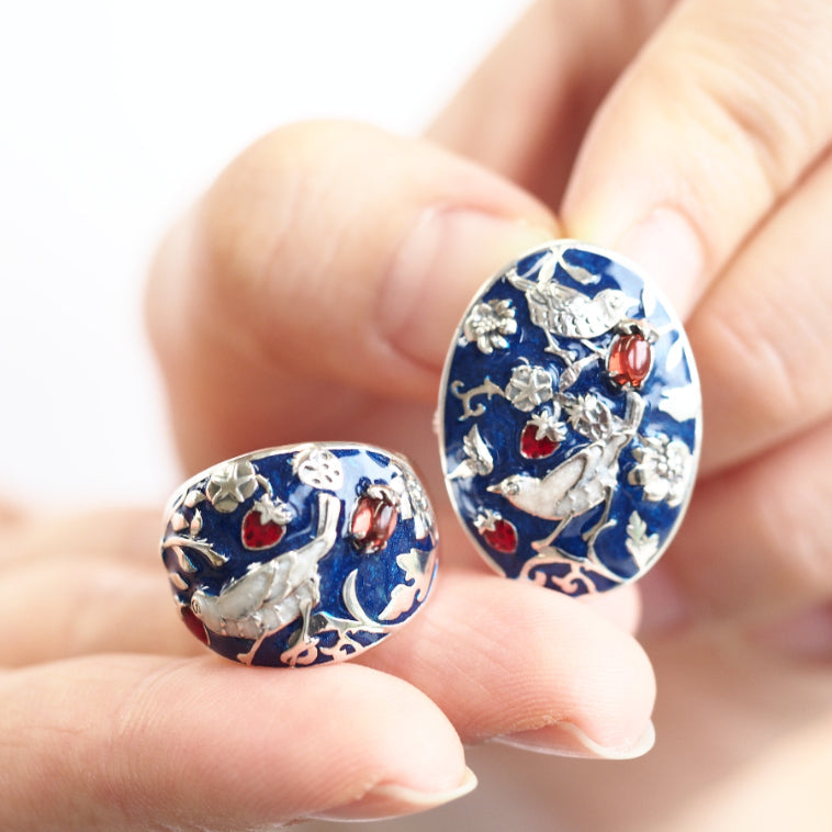 SV William Morris 草莓小偷珐琅吊坠胸针(石榴石)